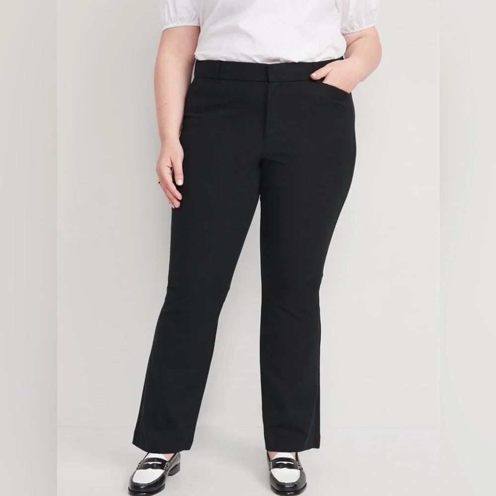NWT! Black High-Waisted Pixie Flare Pants - Multiple Sizes💙 - Picture 7 of 10